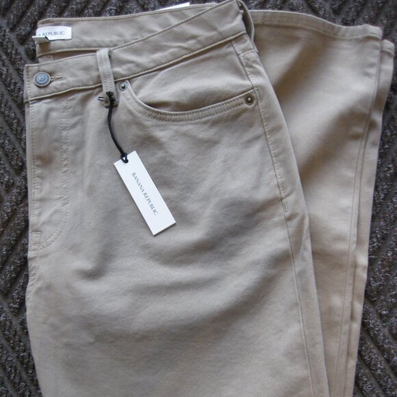 New Banana Republic Travelers Pants with Tags